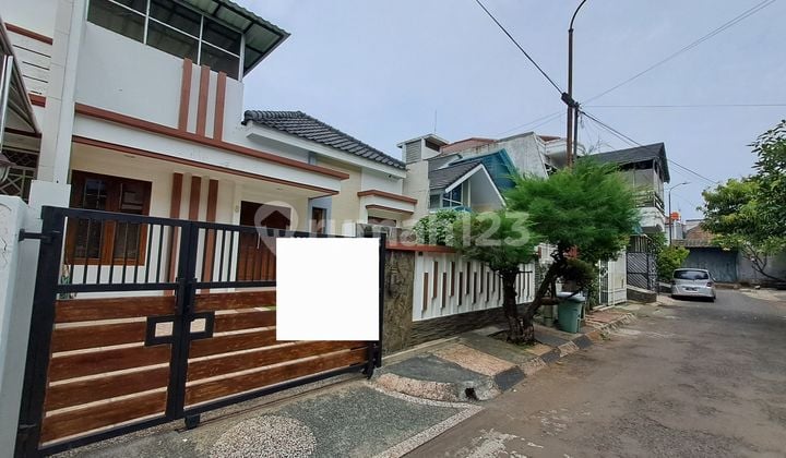 Rumah 2 Lantai Furnised di Taman Modern Cakung Jakarta Timur