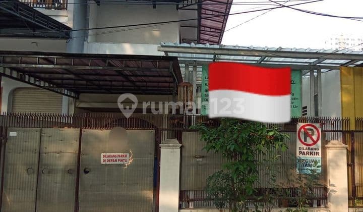 Rumah 2 Lantai di Gading Cengkir Kelapa Gading Jakut