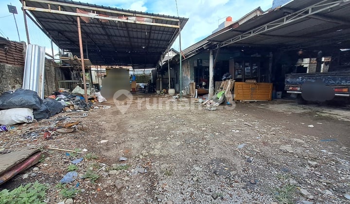 Land Ngantong Beside Cakung Toll Road on Komarudin Street, East Jakarta
