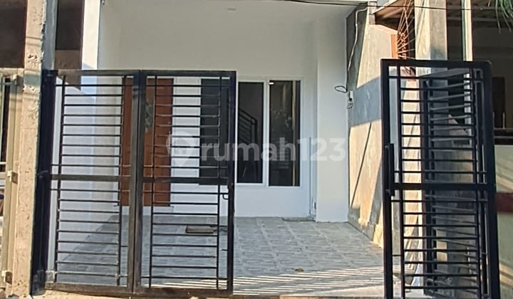 Rumah 3 Lantai Harga 2M An di Kelapa Gading