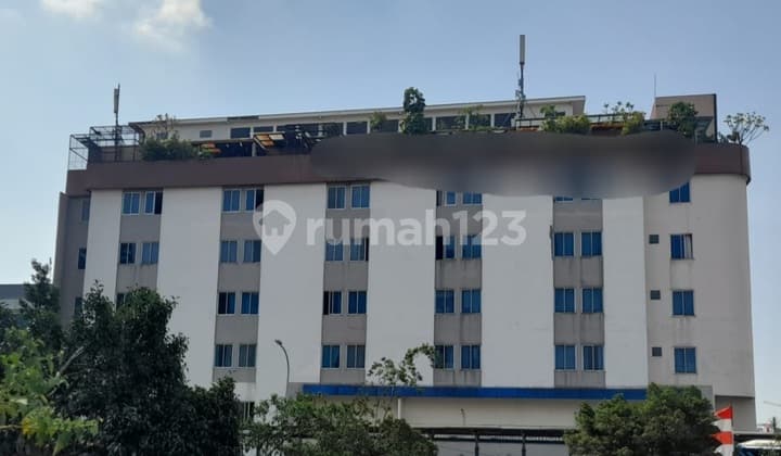 Hotel 9 Lantai Dekat Blok M Square Jl. Melawai Kebayoran Baru Jakarta Selatan