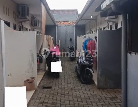 Boarding House Plus Parking Lot on Jln Haji Openg Kebon Jeruk West Jakarta