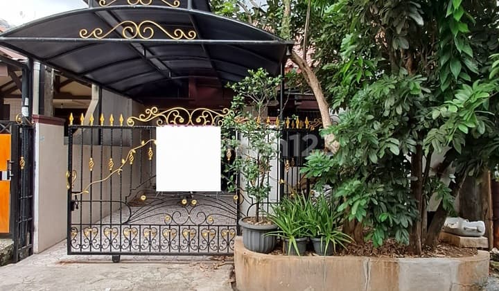 Rumah 2 Lantai Jln Alamanda Harapan Indah Bekasi