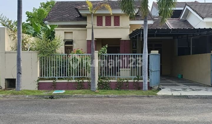 Rumah Hoek Di Cluster Aralia Harapan Indah 2 Bekasi