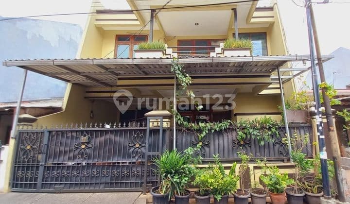 Rumah 2 Lantai Jalan Lodan Rawamangun Jakarta Timur