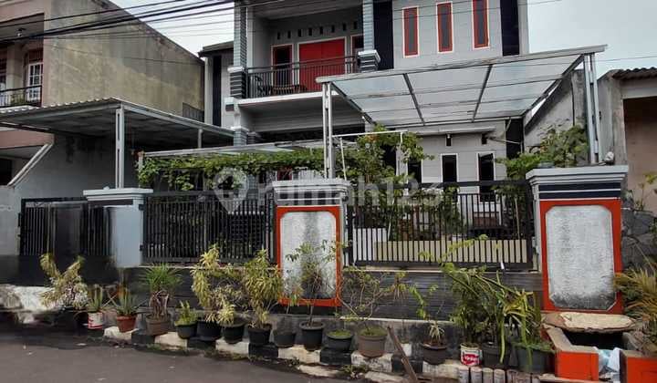 Rumah 2 Lantai Nempel Bintaro Sektor 9 Bebas Banjir