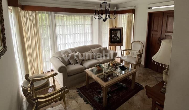 For Sale Rumah 2,5 Lantai Di Setrasari, Bandung Lokasi Strategis