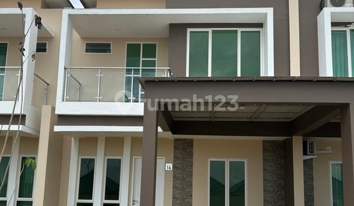 Rumah 2 Lantai Paragon Hills, Batam Centre Lokasi Strategis