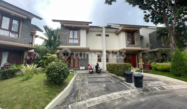 For Sale Rumah Fully Furnished di Villa Panbil, Batam