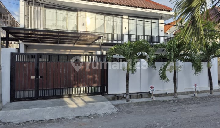 For Rent: 2-Story House in Panjer, South Denpasar