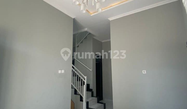 Rumah Murah, Siap Huni, 2 Lantai, 3 Kamar Di Koja Jakarta Utara