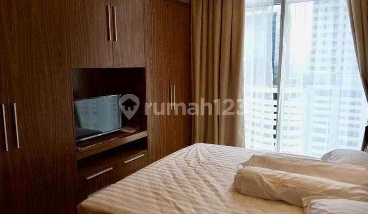 Dijual Apartment South Hills 2 Kamar Tidur Fully Furnished Good Condition Cocok untuk Investasi