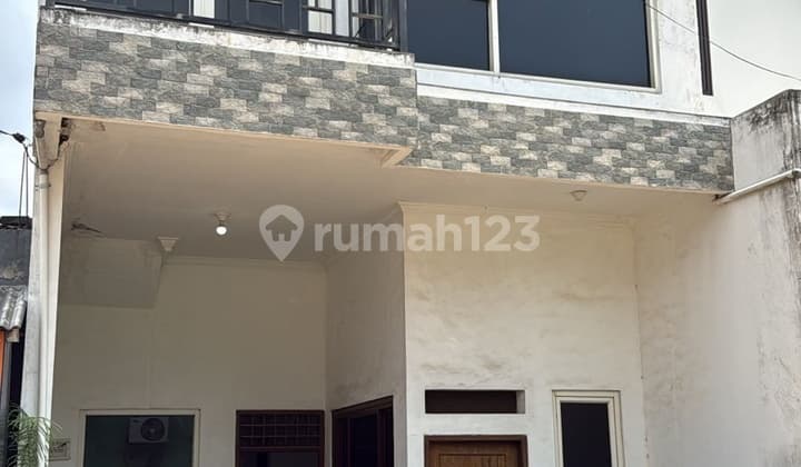 Dijual Rumah 2 LT Kp. Lengkong Karya Jelupang