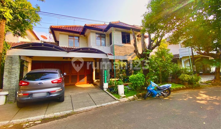 Dijual rumah bagus luas di Komplek Cikini Bintaro