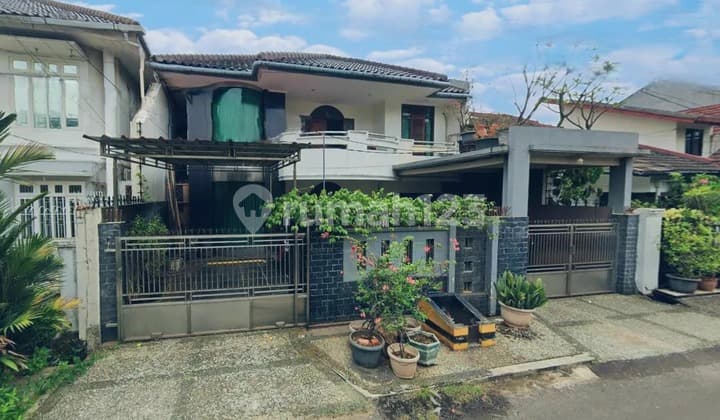 Dijual Rumah 2Lt di Jl. Cipinang Jaya, Kampung Melayu Jak Tim