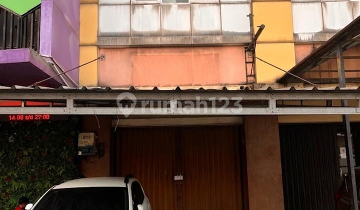 Sewa Ruko Golden Boulevard BSD - Lokasi Strategis
