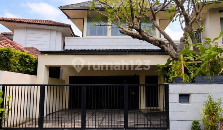 :Fire: Rumah Mewah 2 Lantai Harga Nego! Cocok Hunian & Kantor!