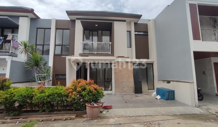 Dijual Cepat! Rumah Modern 2 Lantai di Puri Bintaro,