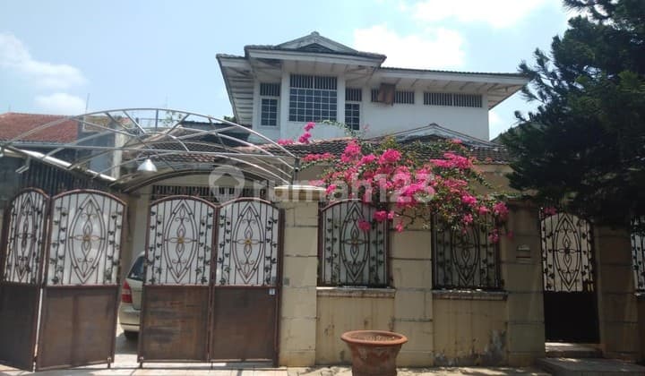 Dijual Cepat Rumah Lama Siap Huni Murah di Cinere