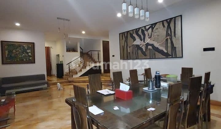 Dijual Cepat Rumah Mewah di Depsos Pesanggrahan