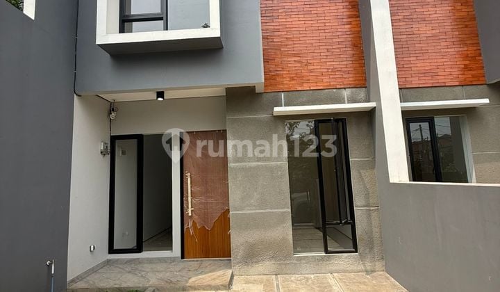 Rumah Minimalis Modern - Brand New Dalam Perumahan | Tenang & Asri SHM