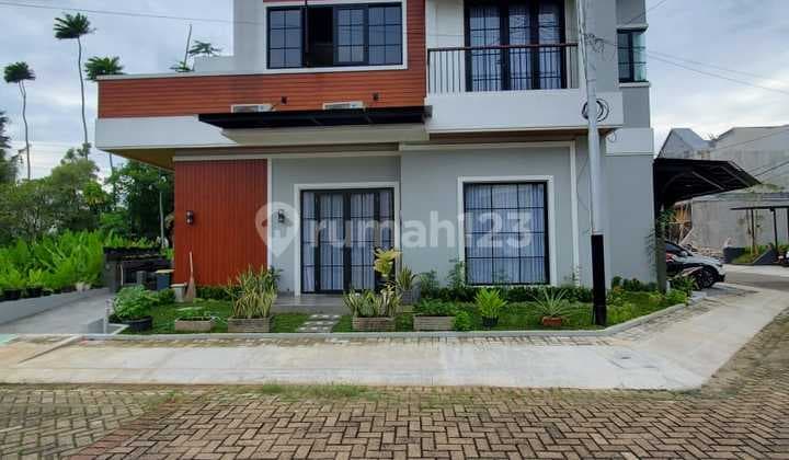 Dijual Rumah Siap Huni di Dekat Bx Change Plaza
