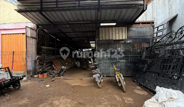 Commercial Land for Sale on the Side of Jombang Bintaro Main Road