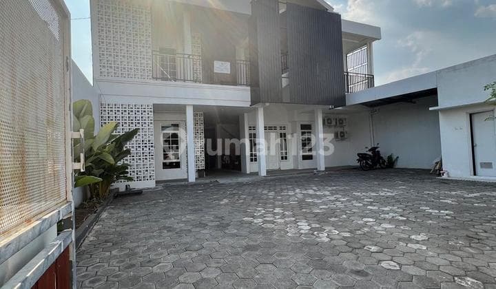 Just Kost Exclusive Palebon Majapahit Near City Center