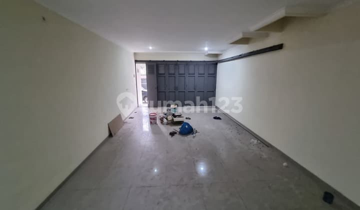 Ruko Strategis di Surya Sumantri Siap Pakai Dekat Tol Pasteur