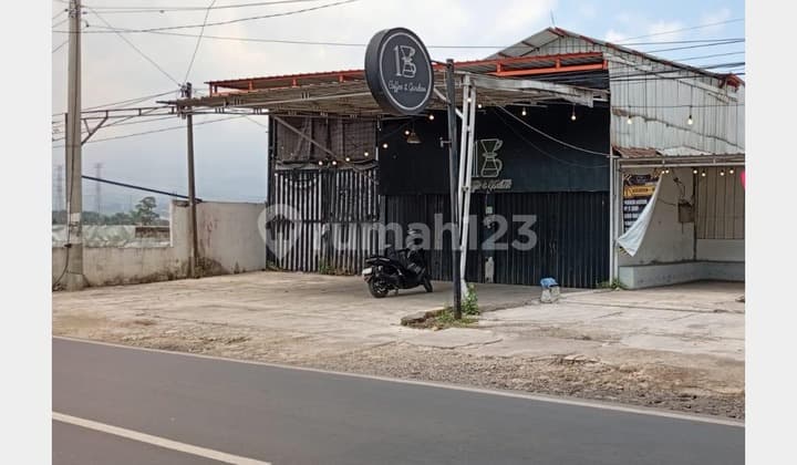 Gudang di Jalan Banjaran-Soreang, Lokasi Utama & Jalan Besar