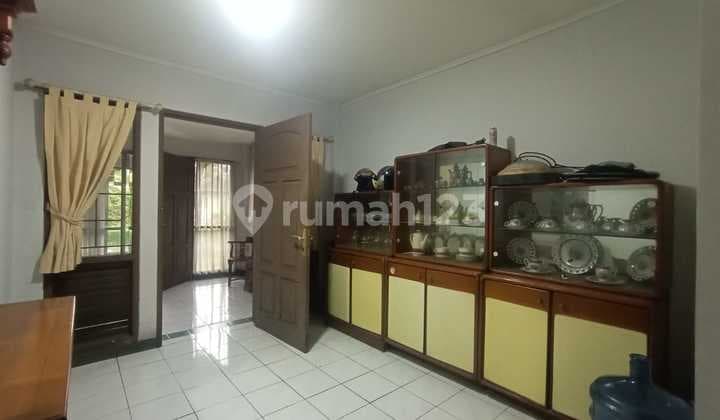 Rumah Hook Luas & Nyaman di Situ Aksan Lokasi Strategis, Harga Nego!