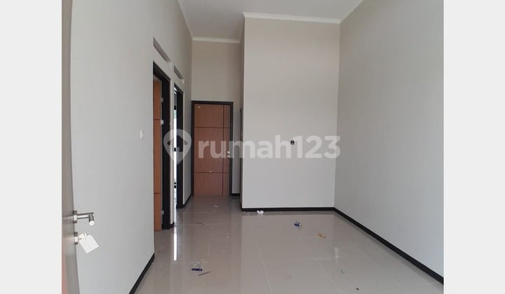 Rumah Minimalis Modern di Taman Cibaduyut Indah