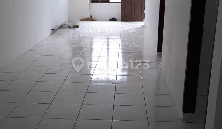 rumah baru renov Taman Holis Bandung sudah atap baja ringan