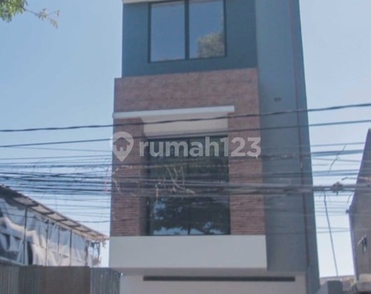New Shop House Free Land Rent Next Door, Price Drop, on Sudirman Main Road, Suitable for Various Businesses