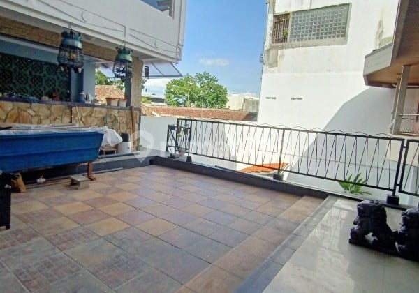 Rumah Mewah Dijual di Oro Oro Dowo Malang Gmk02084