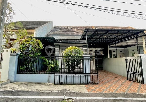 Rumah Bagus Dijual di Lowokwaru Malang Gmk01275