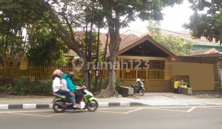 Rumah Bagus 6 Kamar di Blimbing Malang Gmk01231