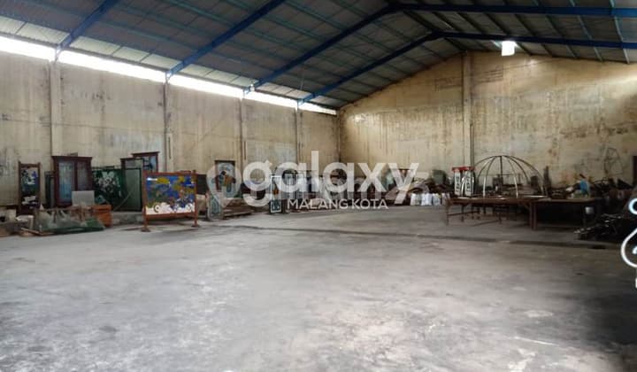 Gudang Strategis di Daerah Polehan Malang Gmk02575