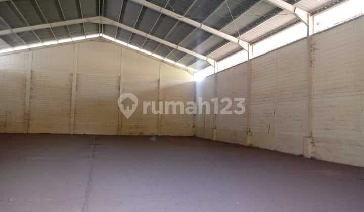 Gudang Strategis di Jalan Raya Malang Gempol Pasuruan Gmk02379