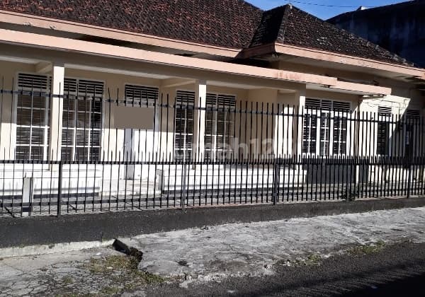 Rumah Bagus Posisi Hook Daerah Bareng Malang Kota Gmk01296