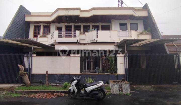 Rumah Bagus 12 Kamar di Borobudur Blimbing Malang Gmk02707