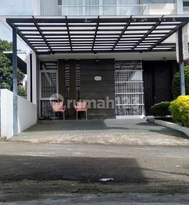 Semi-Furnished Asri House in Sarijadi, Near Pasteur Toll Gate, Bandung