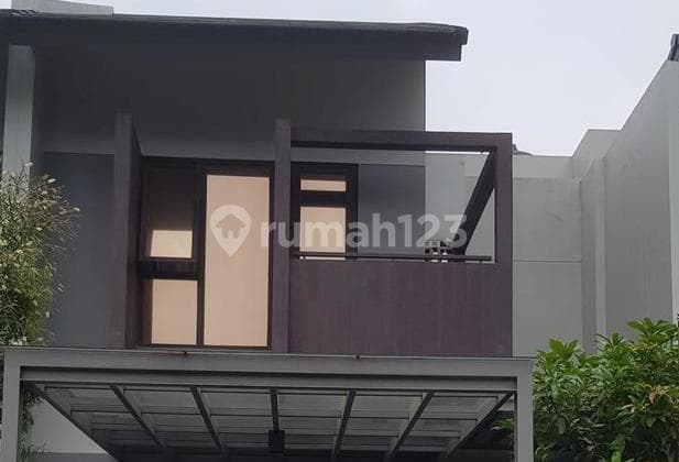 Rumah Cantik Furnished Cluster Flora Summarecon Bandung