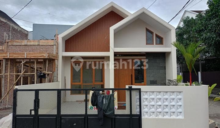 Rumah Baru Hook Siap Huni.3 Menit Upi Cibiru Bandung Timur