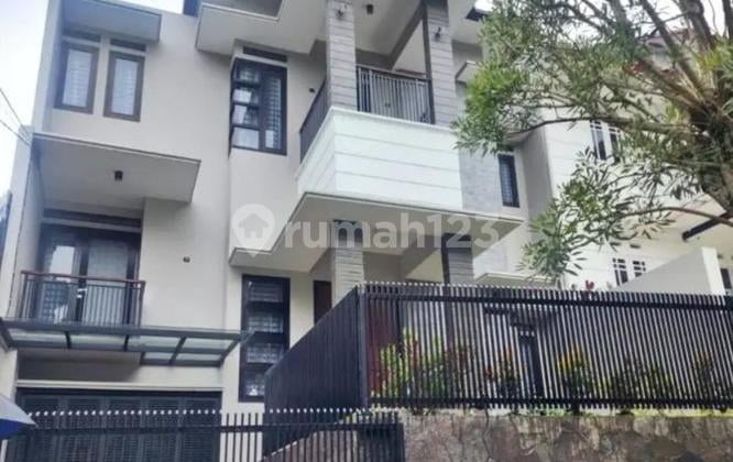 Rumah Baru Full Furnished Tanah Luas Setiabudi Regency Bandung