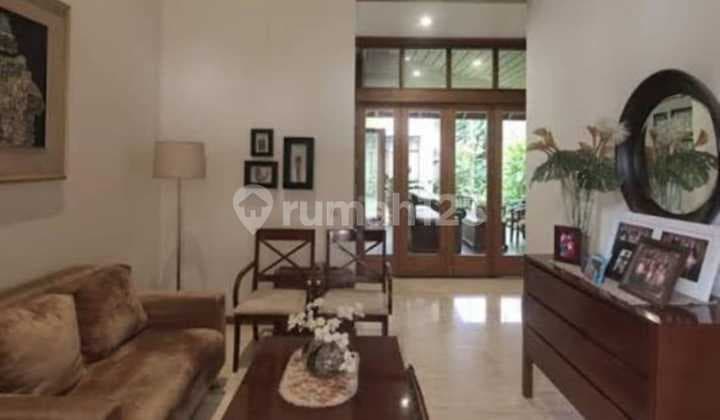 Rumah Modern Dago Samping Jalan Utama - Lokasi Prime Bandung