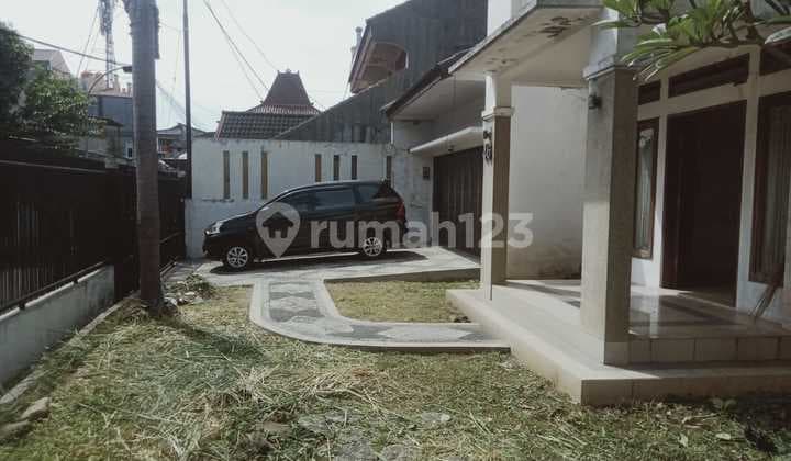 Hot Properti! Rumah Padasuka Cocok untuk Klinik - Akses Dekat Saung Udjo
