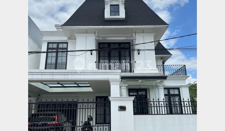 Rumah American Classic Mewah di Jl. Soekarno Hatta Bandung – Lokasi Super Strategis!