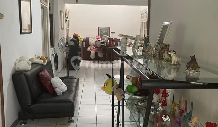 For Sale 1-Story House in Citra. Area 10X15