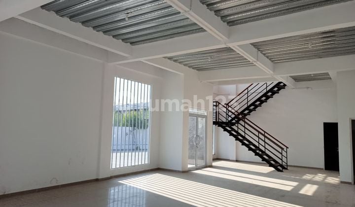 Platinum Air Hitam Warehouse Pekanbaru